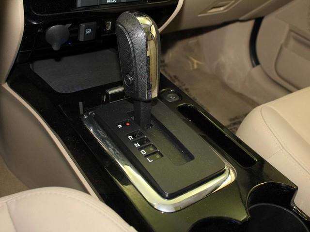 Ford Escape 2012 photo 16